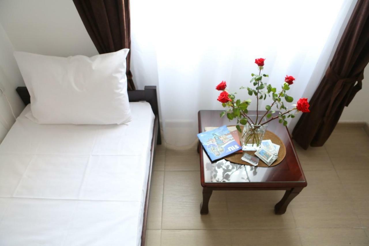 Apartments & Dream Rooms Ni 외부 사진