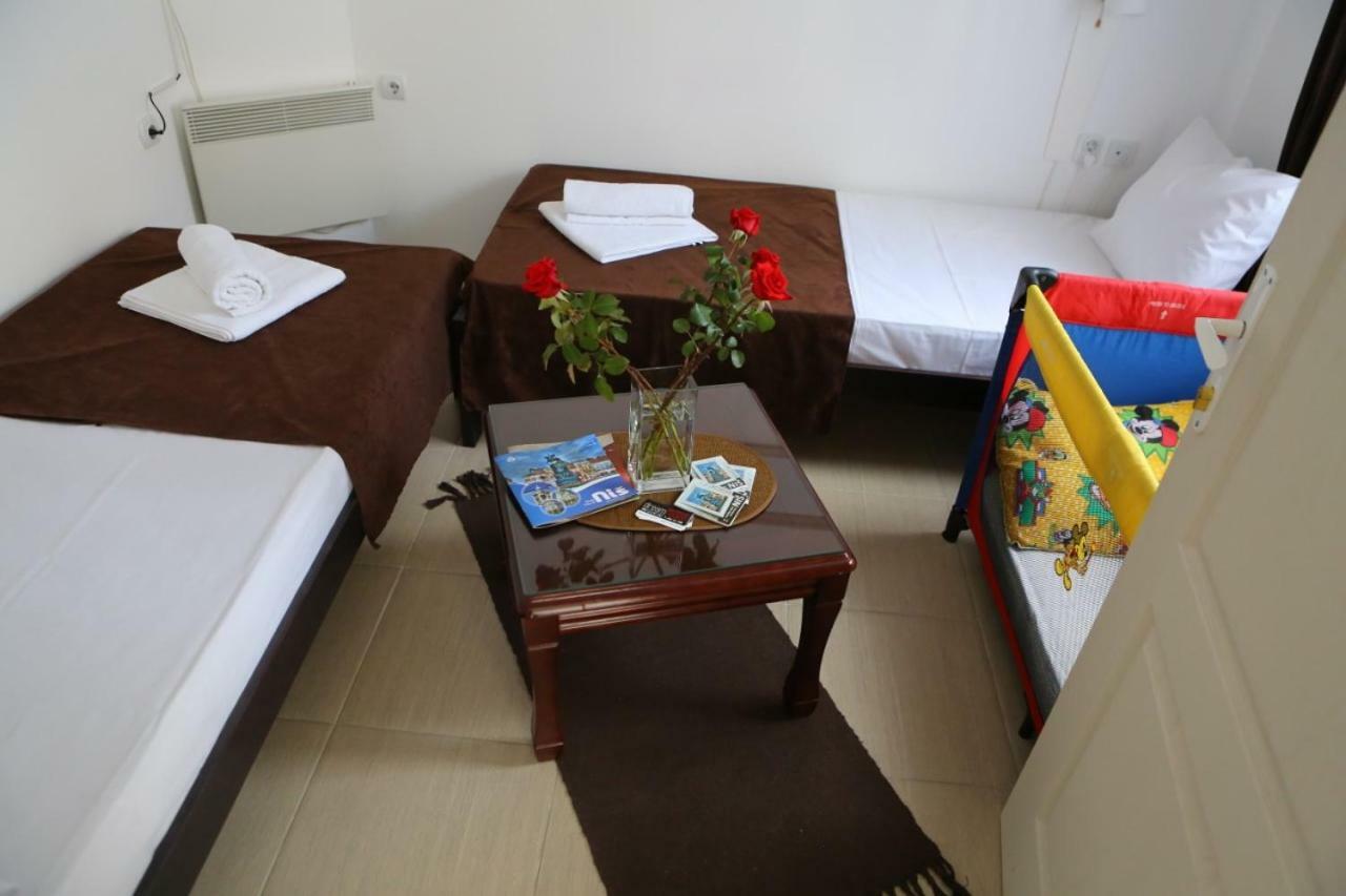 Apartments & Dream Rooms Ni 외부 사진
